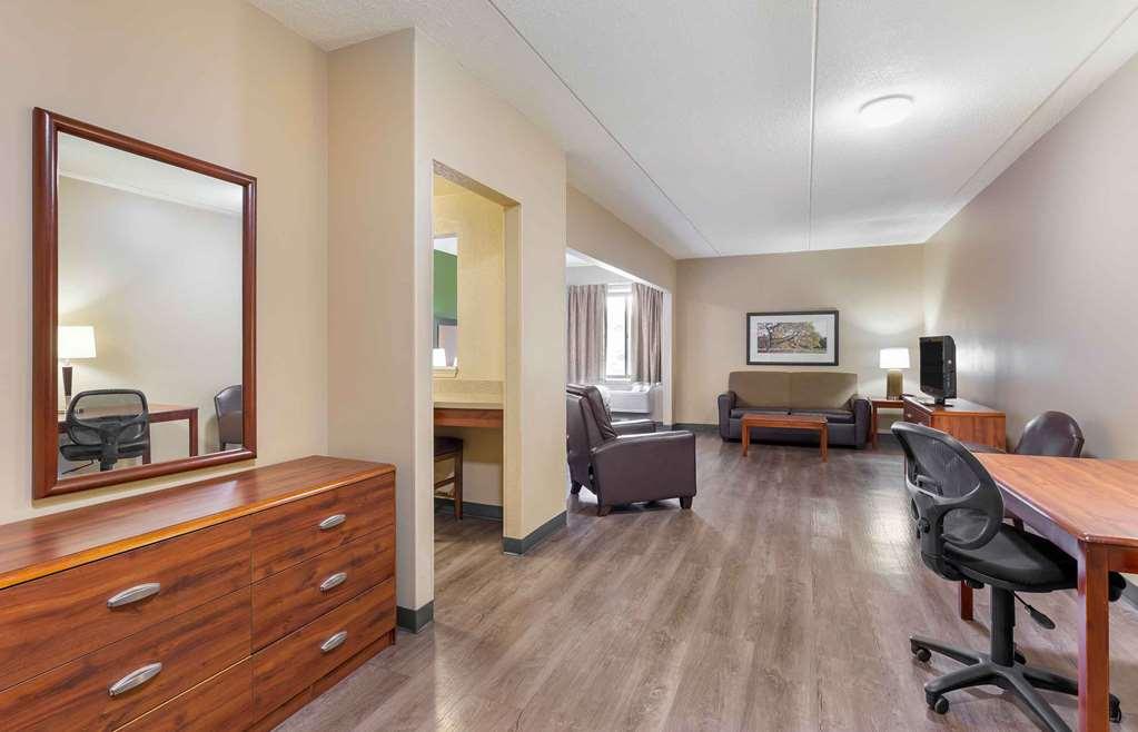 Extended Stay America Suites - Cleveland - Middleburg Heights Phòng bức ảnh