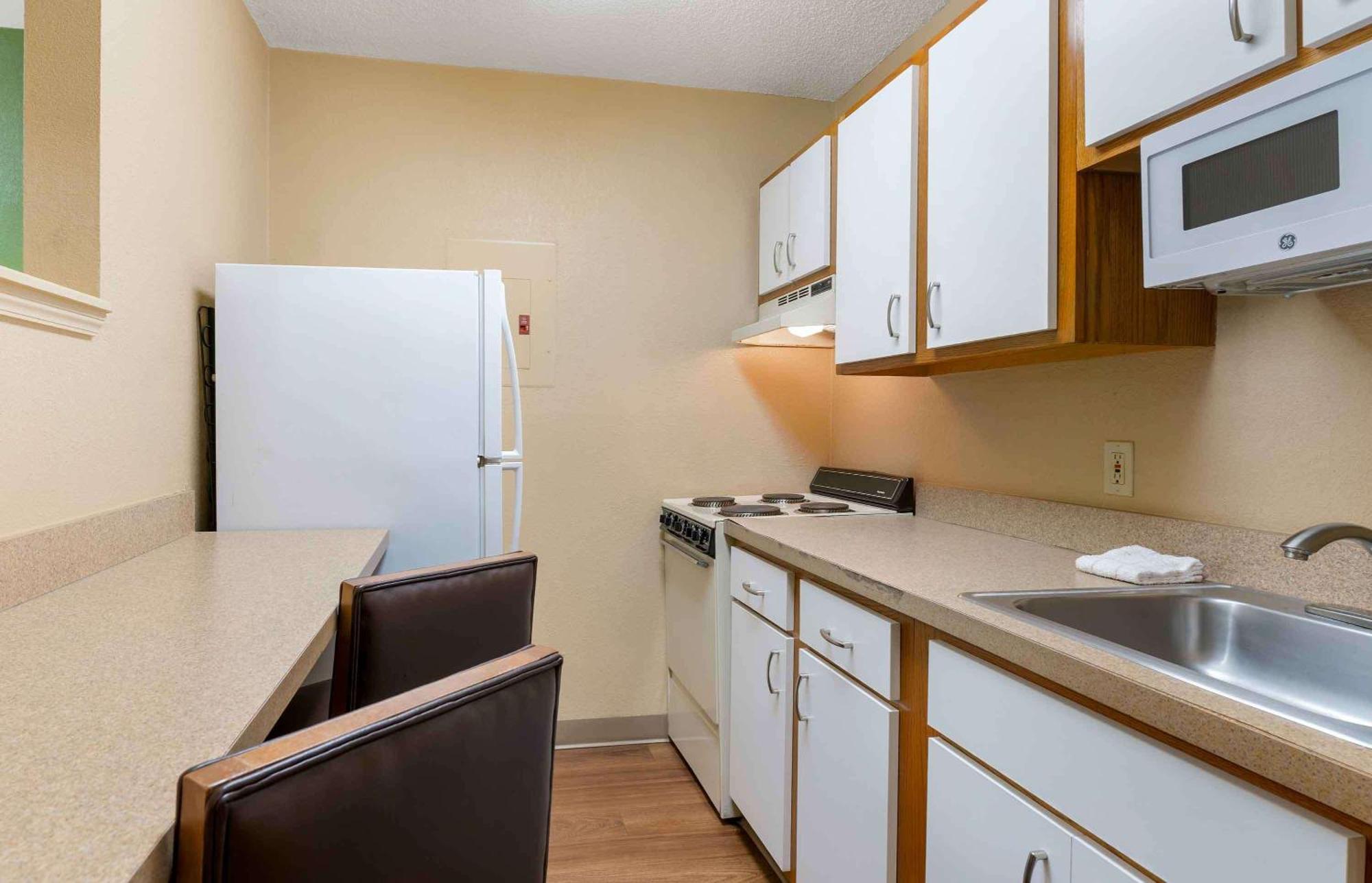 Extended Stay America Suites - Cleveland - Middleburg Heights Ngoại thất bức ảnh